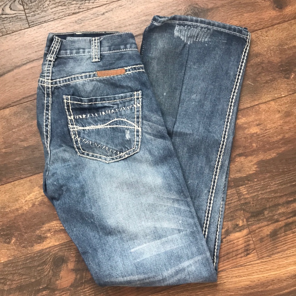 b. Tuff boot cut light wash jean💙